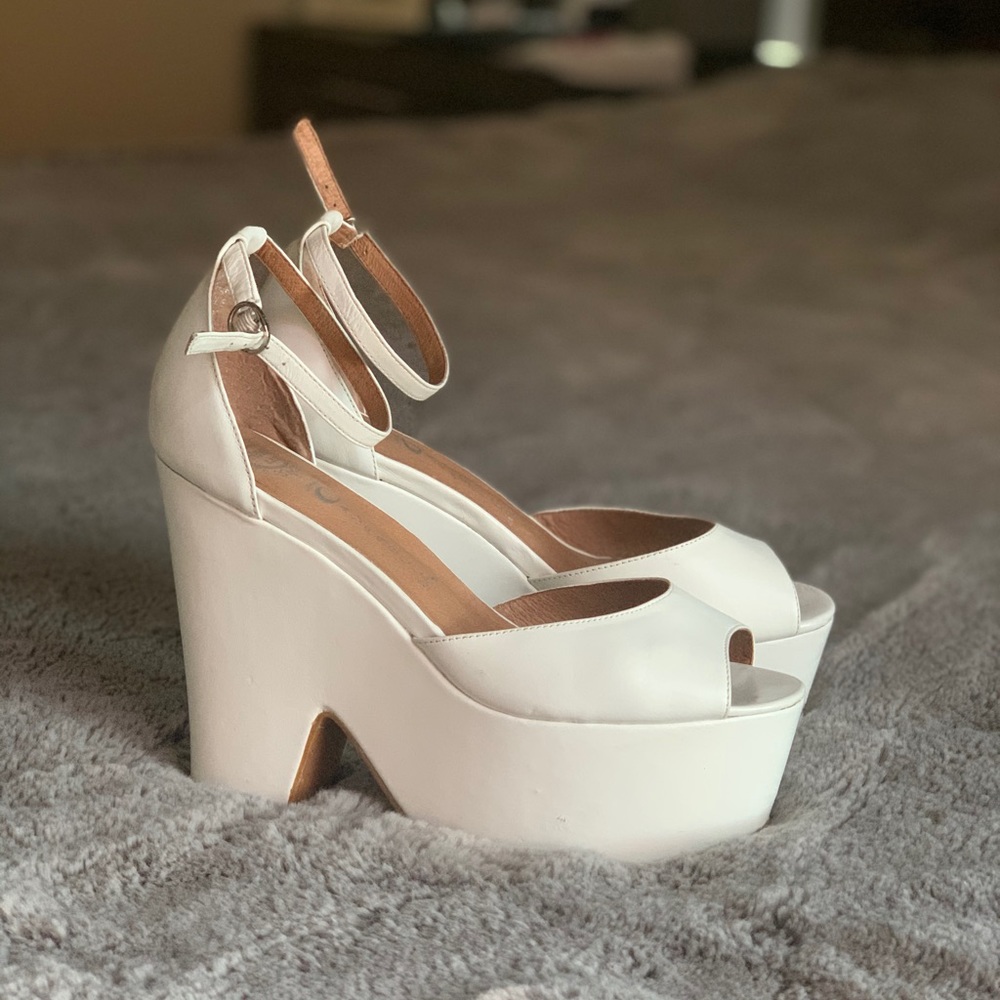 Jeffrey Campbell 7.5 high platform leather shoes.